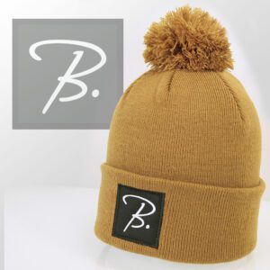 Bonnet-pompon-personnalisé-en-broderie